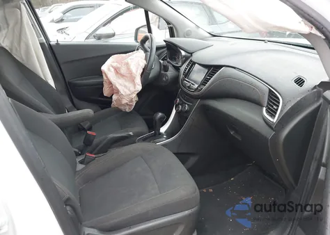 2022 Chevrolet Trax Awd Ls z USA, uszkodzony, nr VIN KL7CJNSM0NB519100